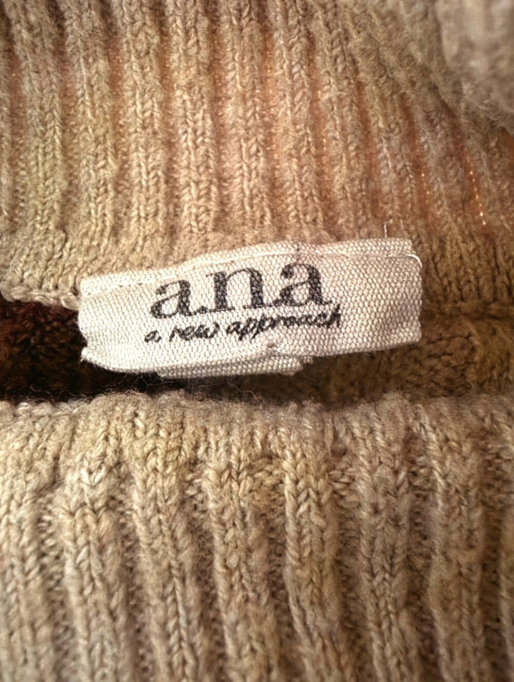 a.n.a Colorblock Ribbed Turtleneck - Picture 3 of 3